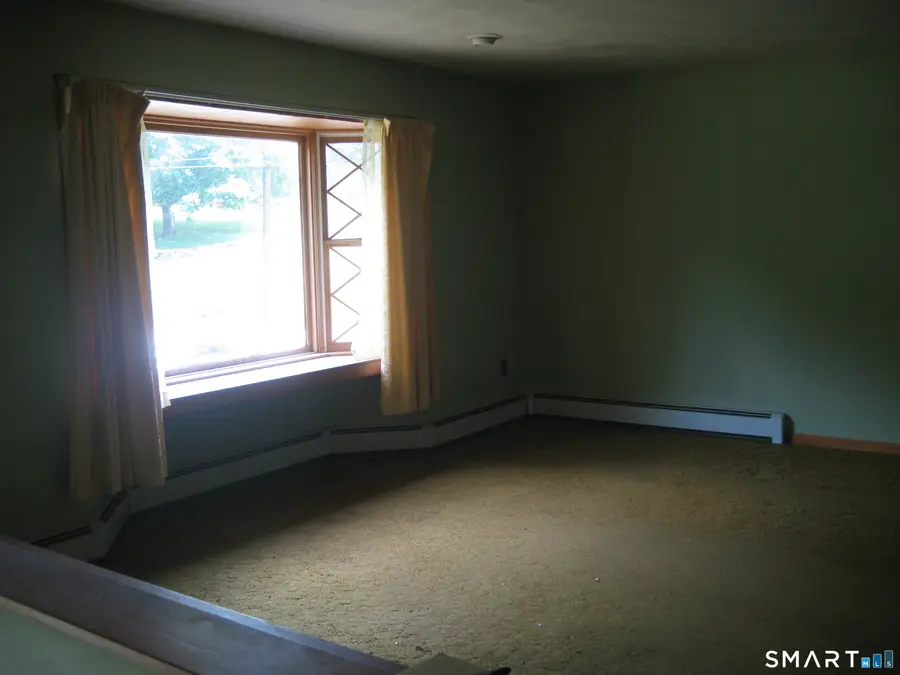 21 Daniel Street, Norwich, CT 06360 - #3
