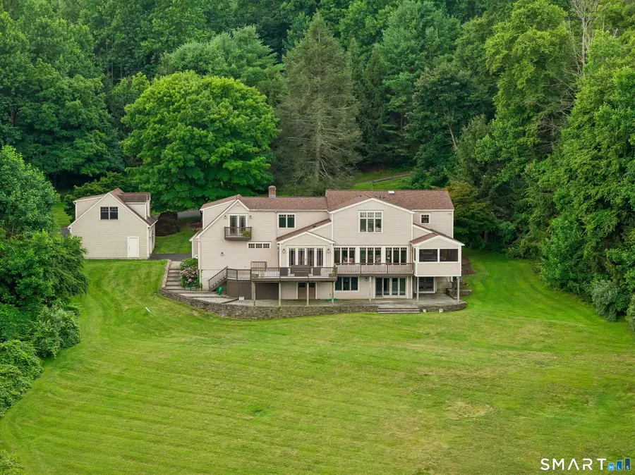 8 Horseshoe Ridge Road, Newtown, CT 06482 - #3
