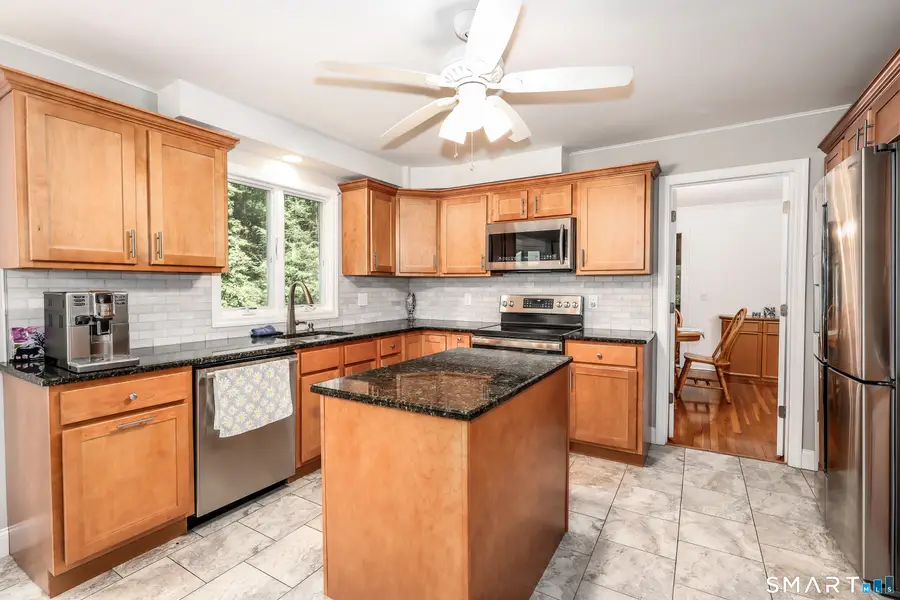 3 Deerfield Road, Brookfield, CT 06804 - #3
