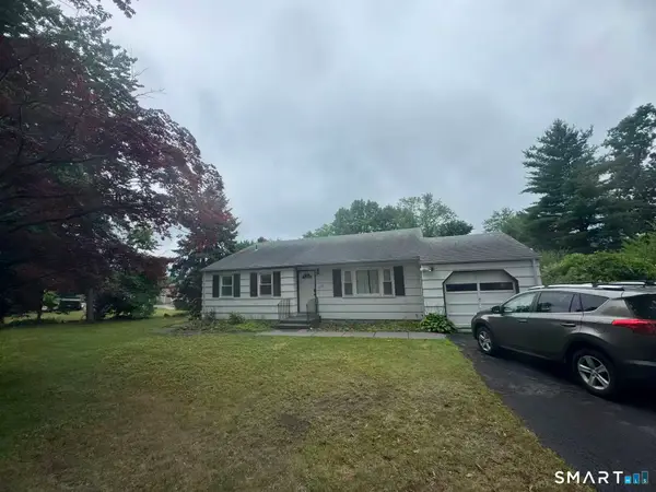 1122 Fienemann Road, Farmington, CT 06032
