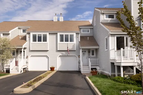 108 Sandpiper Circle #108, Milford, CT 06460