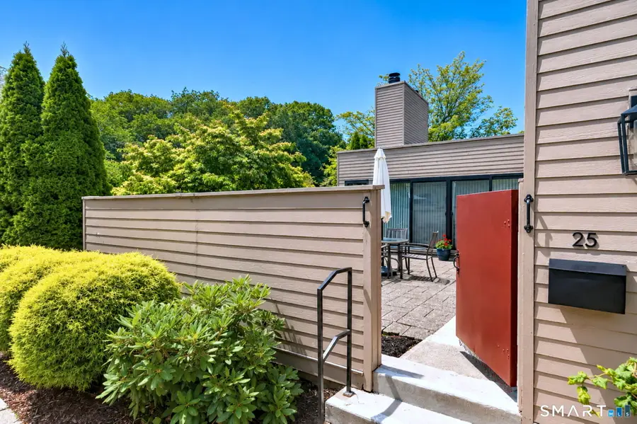 25 Charlton Hill Road #25, Hamden, CT 06518 - #2