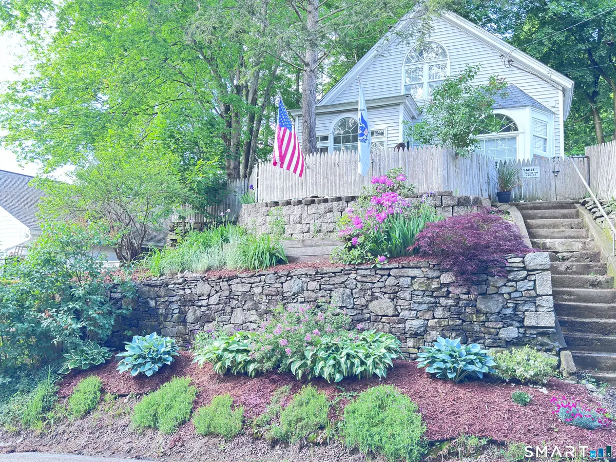 16 Franklin Street, Putnam, CT 06260 - #1