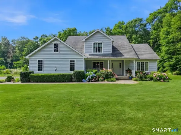 75 Derry Hill Road, Montville, CT 06382