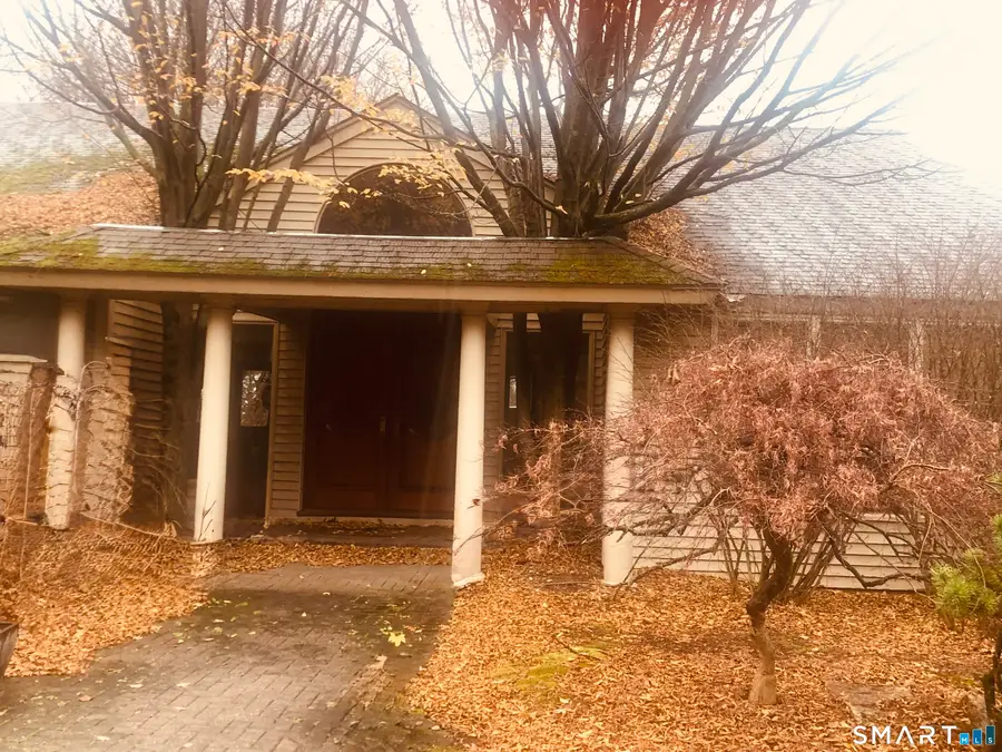 40 Ferncliff Drive, West Hartford, CT 06117 - #2