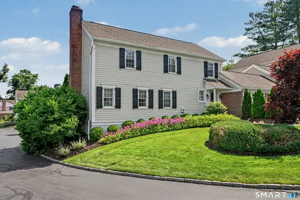 123 Richmond Hill Road #9, New Canaan, CT 06840