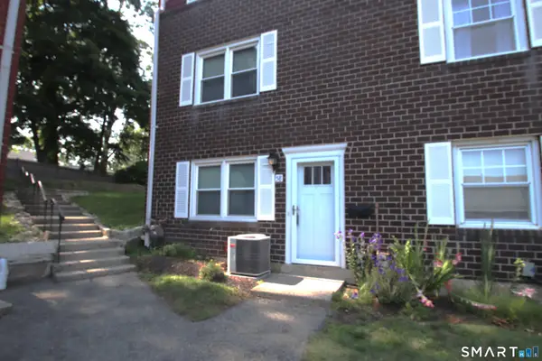 58 Savin Park #58, West Haven, CT 06516