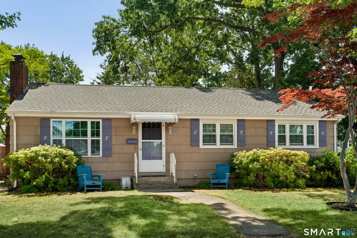 37 Roosevelt Avenue, West Haven, CT 06516 - #1