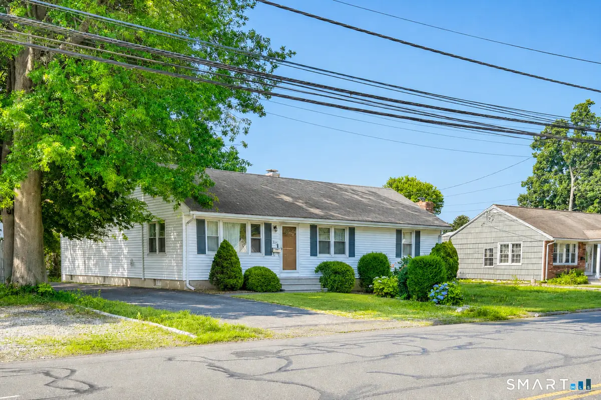 3395 Old Town Road, Bridgeport, CT 06606 - #1