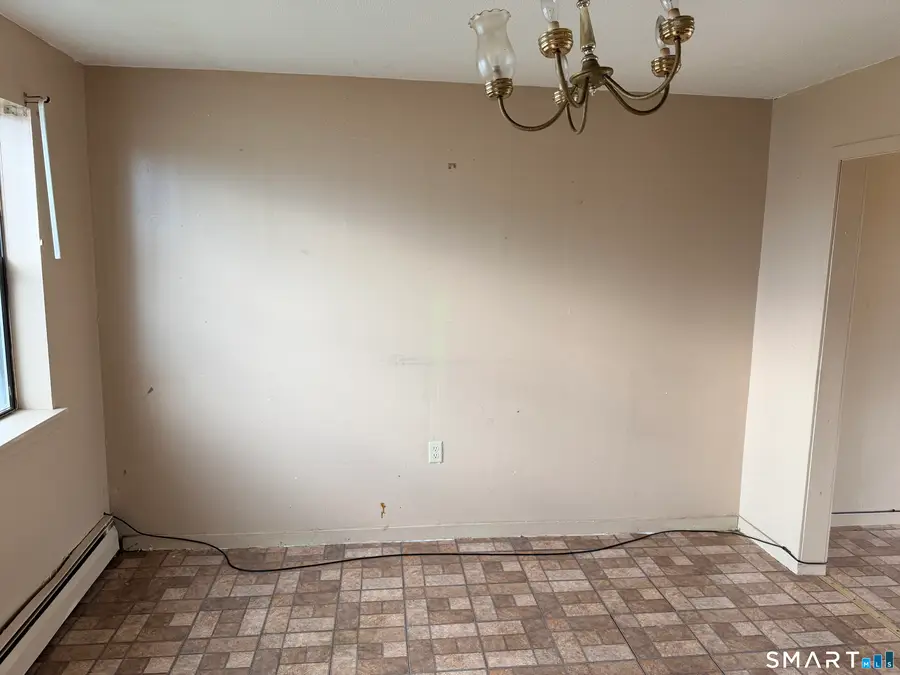 356 Wethersfield Avenue, Hartford, CT 06114 - #3