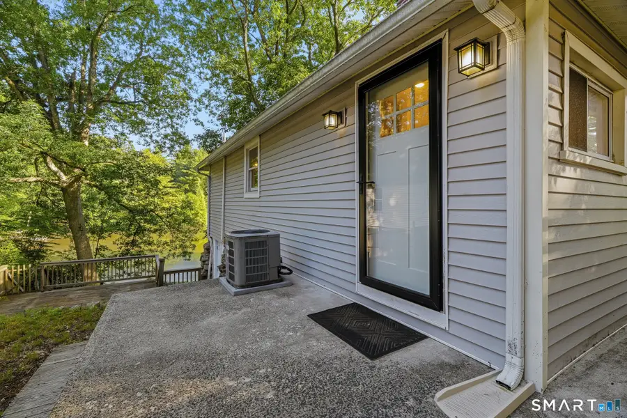 33 Circle Drive, Stratford, CT 06614 - #2