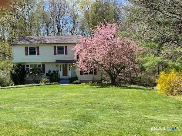 11 Olympic Drive, Danbury, CT 06810