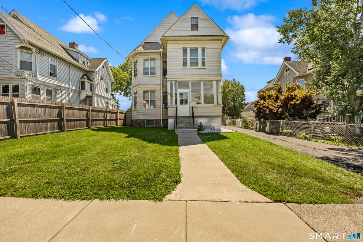 37 Preston Street, Hartford, CT 06114 - #1