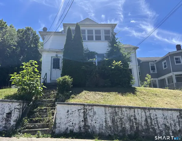 26 Summit Street, Meriden, CT 06450