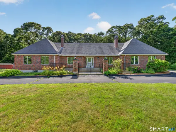 475 Meridian St Extension, Groton, CT 06340