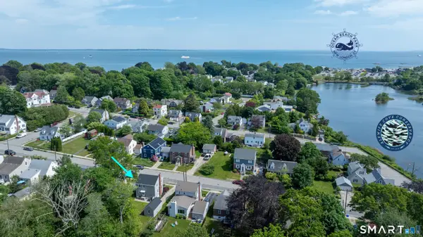 55 Woodlawn Road, New London, CT 06320