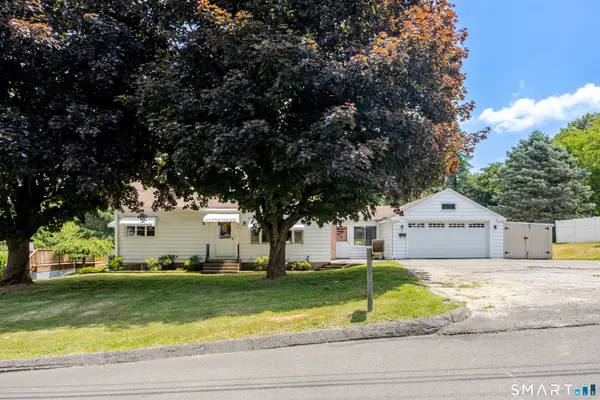 31 Holly Street, Waterbury, CT 06706