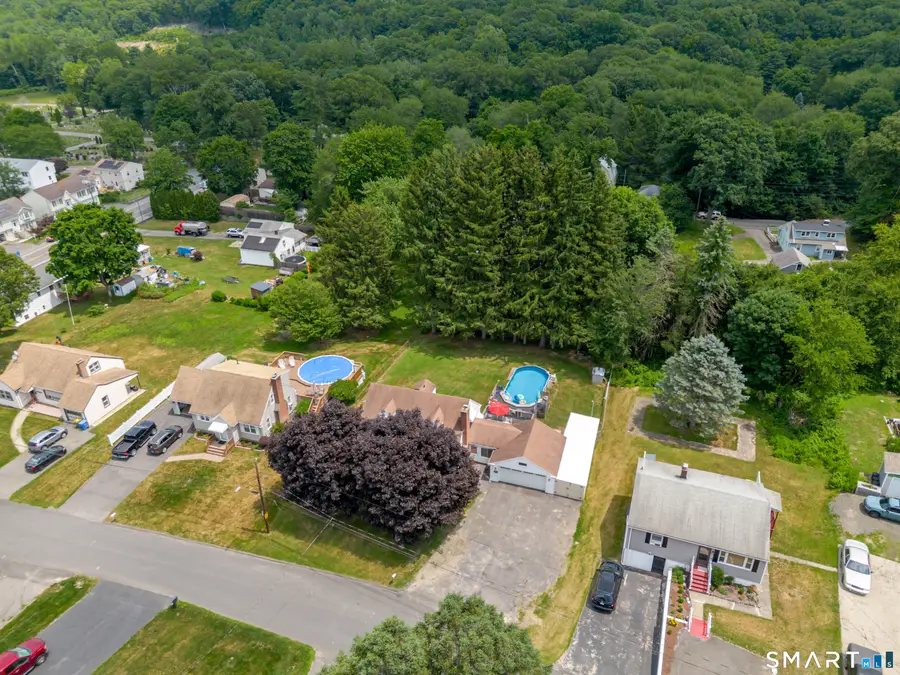 31 Holly Street, Waterbury, CT 06706 - #2