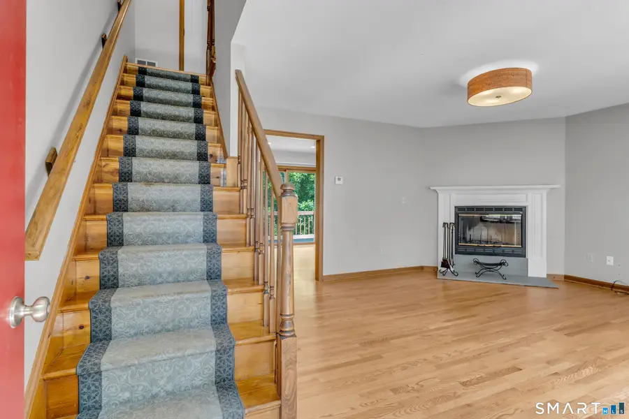10 Clancy Road, Branford, CT 06405 - #3