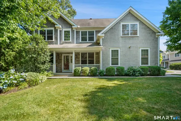 2 Blue Mountain Court, Norwalk, CT 06851