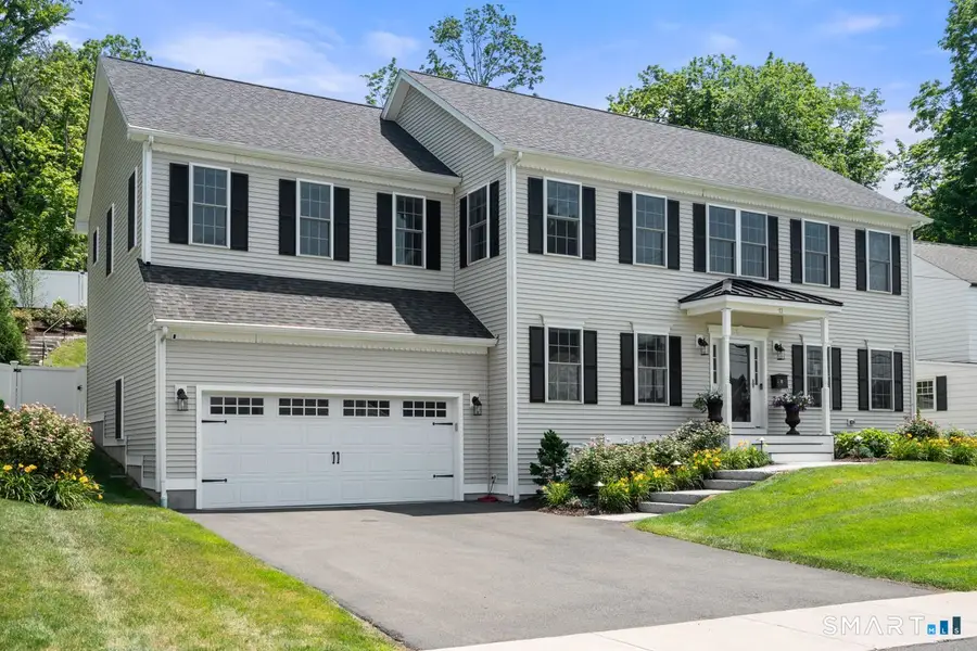 12 Stratford Road, West Hartford, CT 06117 - #2
