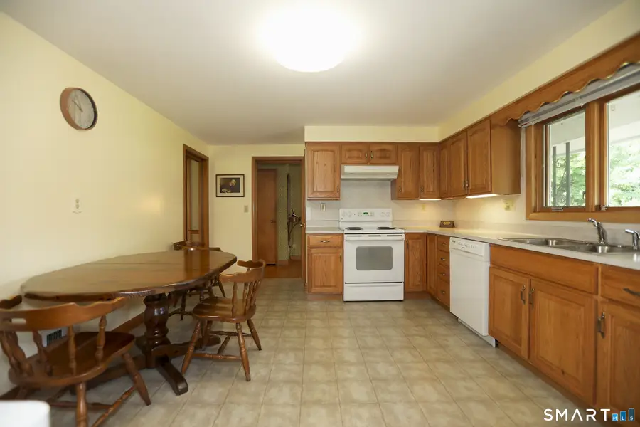 9 Westbrook Road, Bloomfield, CT 06002 - #3
