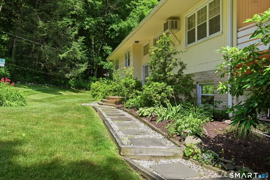 3 Birchcrest Drive, Danbury, CT 06811 - #2