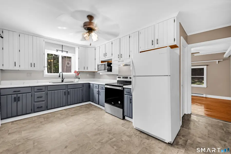 27 Sunrise Drive, Vernon, CT 06066 - #3
