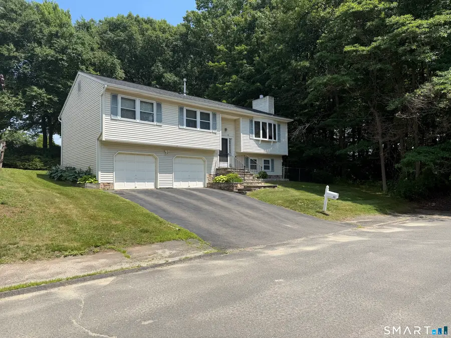 11 Batesmoor Road, Waterbury, CT 06705 - #3