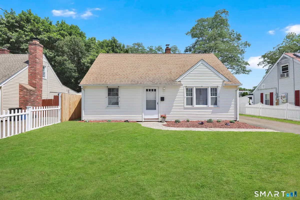7 James Street, East Haven, CT 06512 - #1
