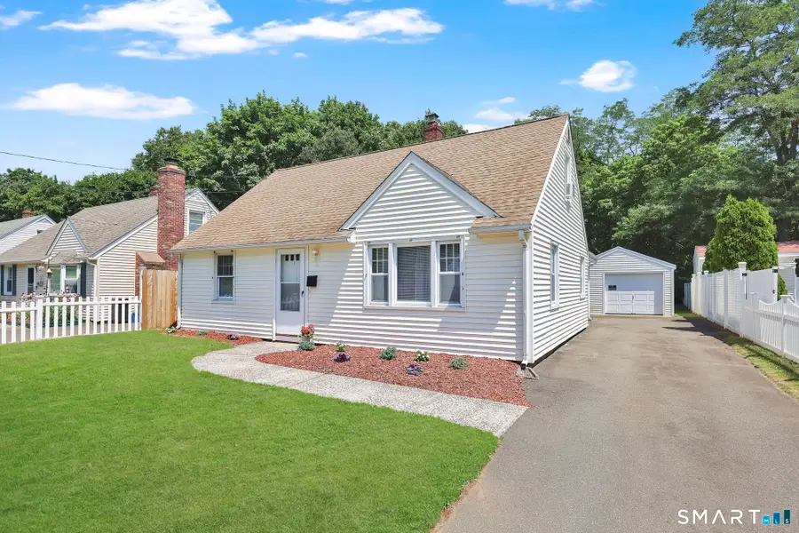 7 James Street, East Haven, CT 06512 - #3
