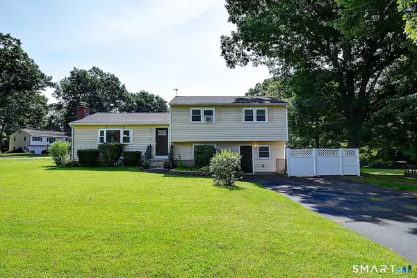 11 Autumn Drive, Southington, CT 06489