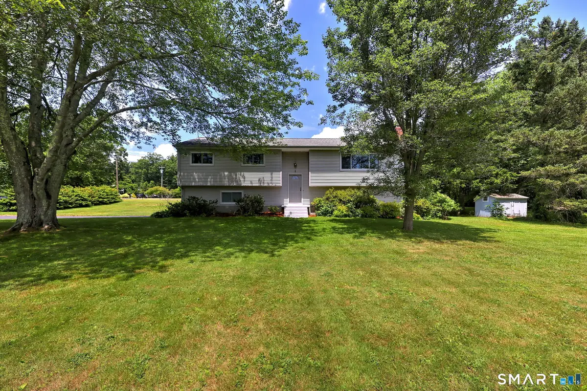 31 Paugussett Road, Newtown, CT 06482 - #1