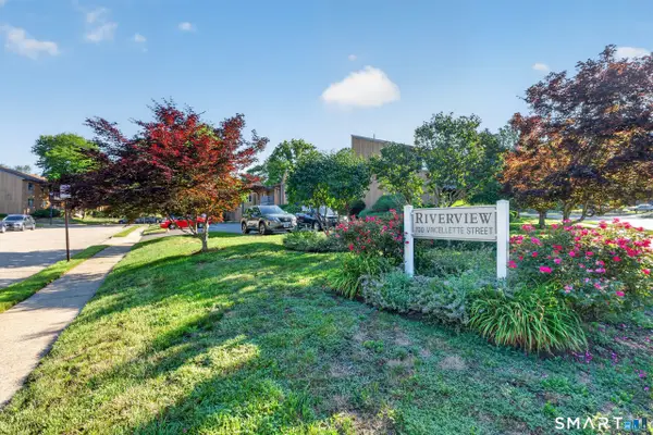 14 Riverview Drive #14, Bridgeport, CT 06604