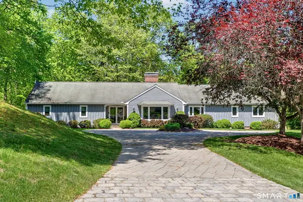 255 Tanglewood Circle, Milford, CT 06461