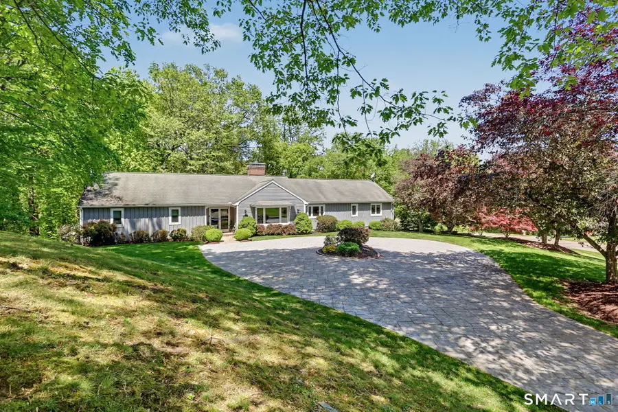255 Tanglewood Circle, Milford, CT 06461 - #2