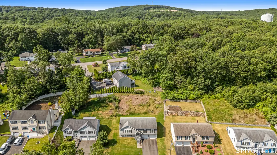 111 Alisha Lane, Waterbury, CT 06705 - #3