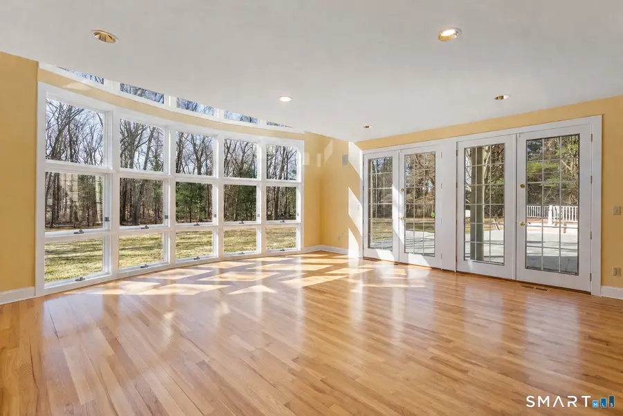 11 Highview Drive, Woodbridge, CT 06525 - #3