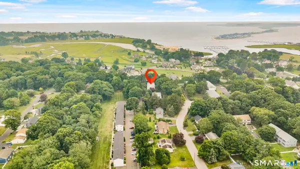 24 College Street #6, Clinton, CT 06413