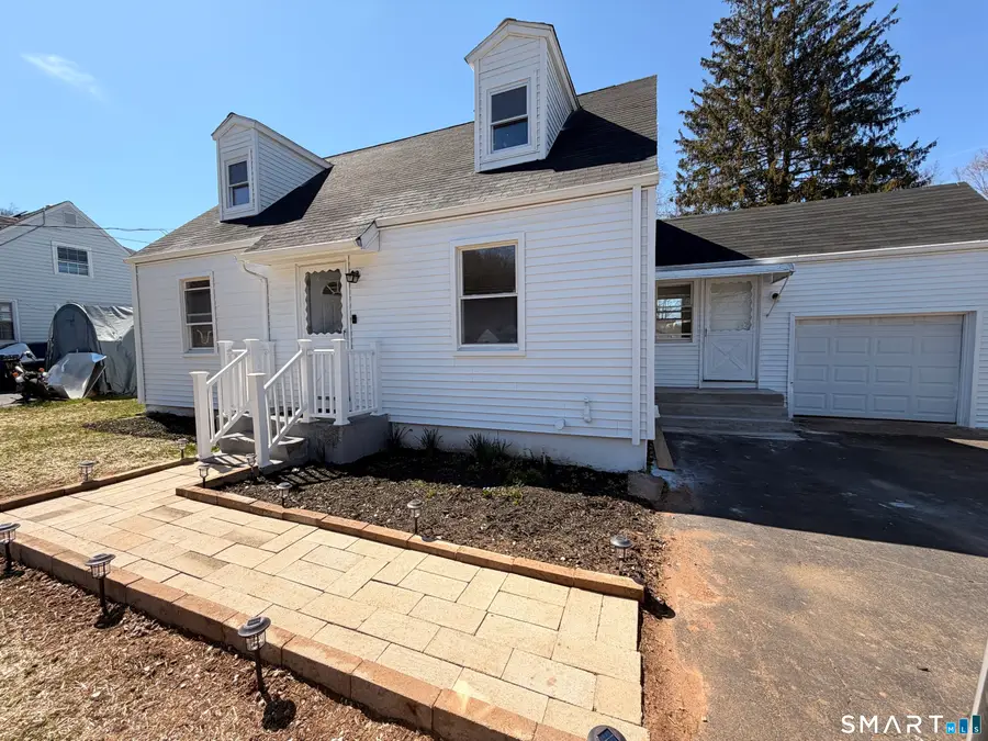 8 River Road, East Haven, CT 06512 - #3