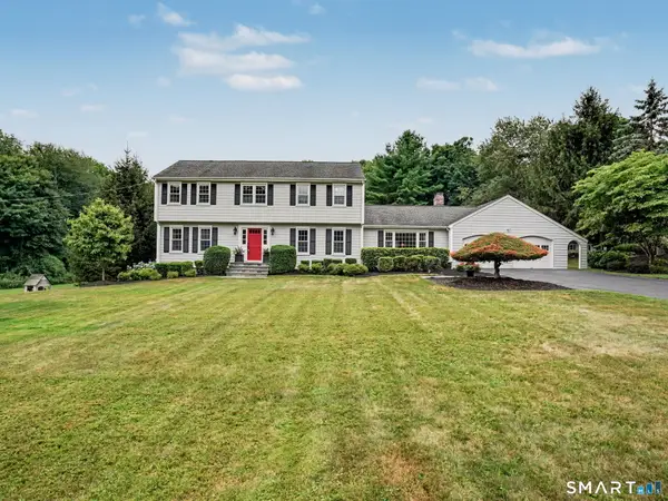 16 Mallett Drive, Trumbull, CT 06611