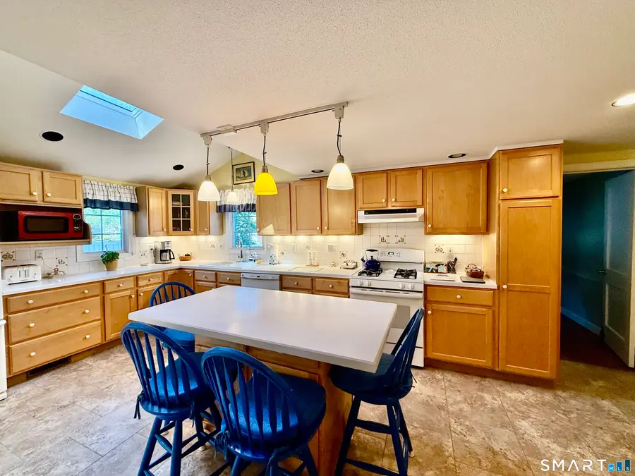 22 Cavan Road, East Hartford, CT 06118 - #3