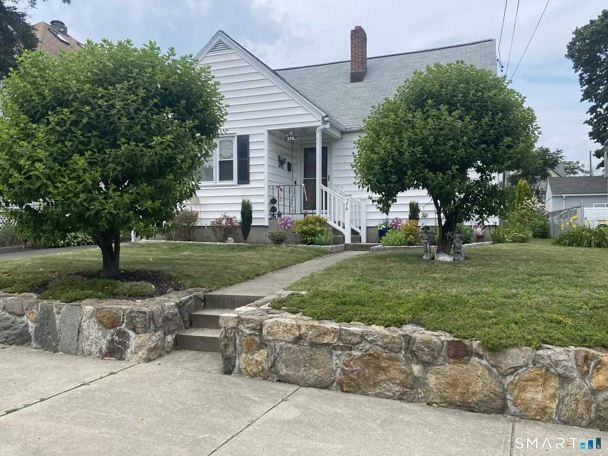 376 Fairview Avenue, Bridgeport, CT 06606 - #1