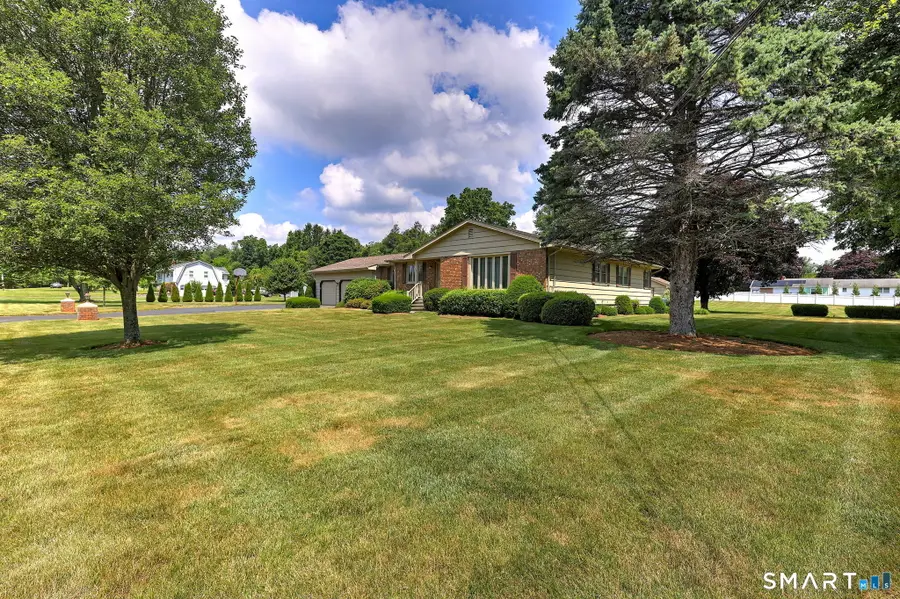 531 Woodruff Road, Milford, CT 06461 - #3