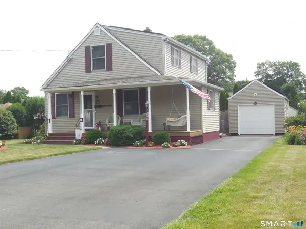200 Douglas Drive, Meriden, CT 06451