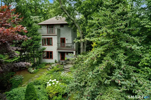 33 Madison Avenue, Madison, CT 06443