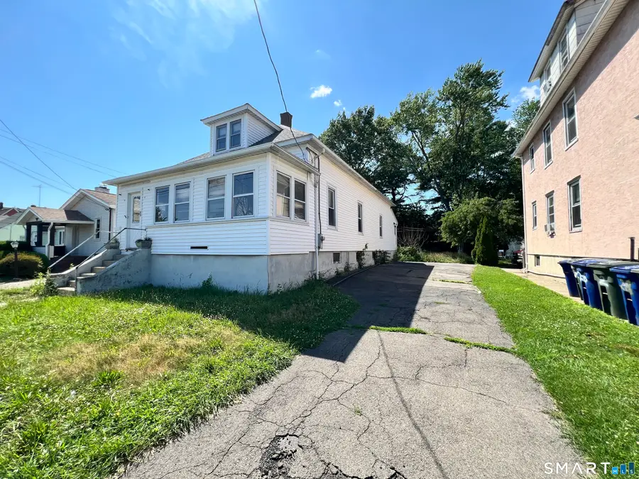 46 Arlington Street, Bridgeport, CT 06606 - #2