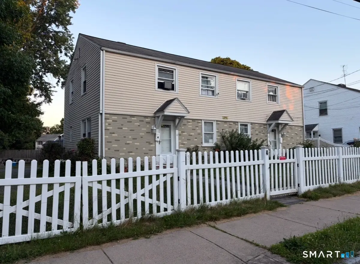 4-6 New Hampshire Dr Drive, New Britain, CT 06052 - #1