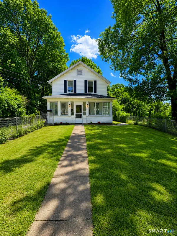 128 Greenwood Avenue, Waterbury, CT 06704