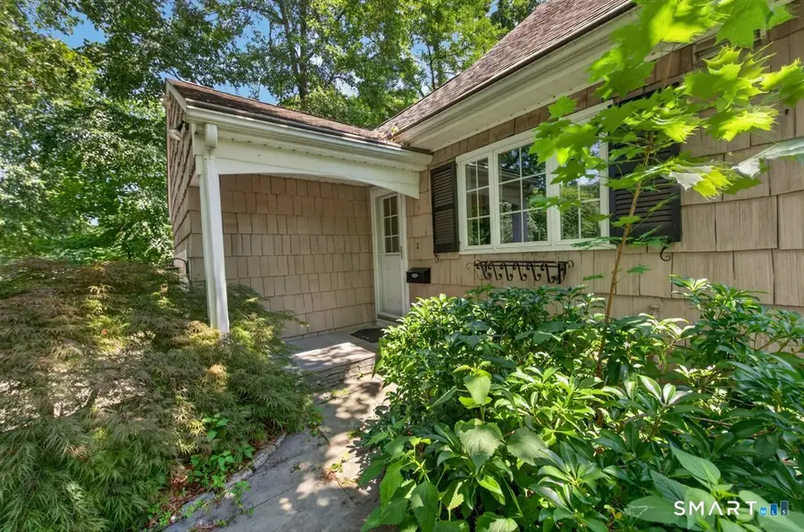 50 Woodridge Circle, West Hartford, CT 06107 - #2